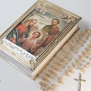 FAST SHIPPING!! Beautiful Gold Bible with Rosary, Wedding Bible, Wedding Gift, Communion Bible, Spanish Bible, Quinceañera Bible