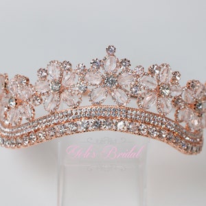FAST SHIPPING! Rose Gold Sparkling Tiara, Crystal Tiara, Wedding Tiara, Crown, Princess Tiara, Quinceañera, Sweet 16 Tiara, Bridal Tiara