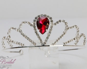 FAST Shipping!!! Beautiful Silver Girl Tiara with Red Stones, Silver Girl Crown, Princess Tiara, Red Tiara, Little Girl Tiara, Crystal Tiara