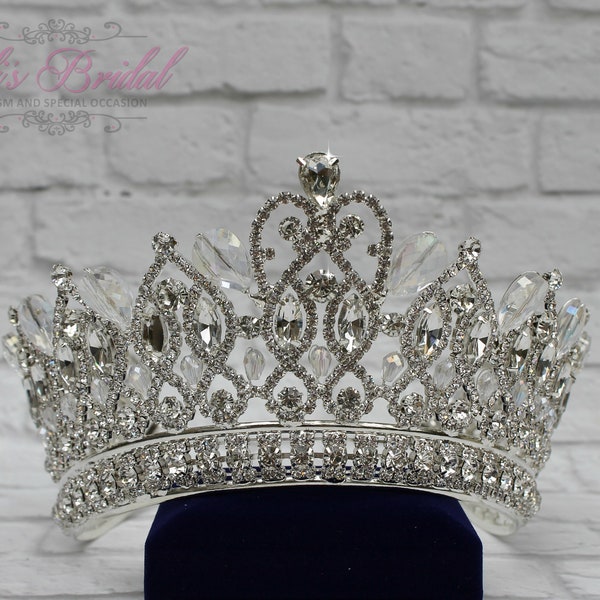 FAST SHIPPING! Silver Sparkling Tiara, Crystal Tiara, Wedding Tiara, Crown, Princess Tiara, Quinceañera, Sweet 16 Tiara, Bridal Tiara