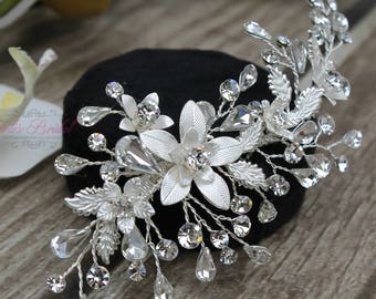 FAST SHIPPING!!! Silver Bridal Hair Comb, Silver Wedding Hair Comb, Crystal Hair Comb, Swarovski Hair Comb, Headpiece, Crystal Headpiece