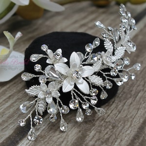 FAST SHIPPING Silver Bridal Hair Comb, Silver Wedding Hair Comb, Crystal Hair Comb, Swarovski Hair Comb, Headpiece, Crystal Headpiece image 1