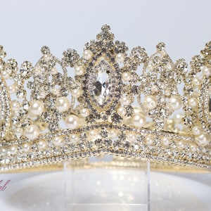 FAST SHIPPING!!! Gold Round Crown, Royal Crown, Full Crown, Tiara, Pageant Crown, Crown, Crystal Crown, Pageant