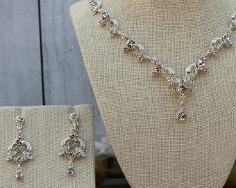 FAST SHIPPING!! Beautiful Swarovski Crystals Jewelry Set, Bridal Set, Bridal Jewelry Set, Sweet 16 Jewelry Set, Bridesmaid Jewelry Set