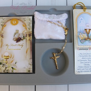 FAST SHIPPING!!! Beautiful First Communion Gift Set, Communion Gift, Communion Day, Communion Rosary, Communion Candle, Missal, Scapular