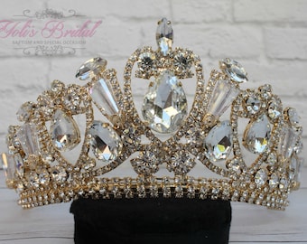 FAST SHIPPING!!! Gold Sparkling Tiara, Crystal Tiara, Wedding Tiara, Crown, Princess Tiara, Quinceañera, Sweet 16 XV Años Gold Tiara, Clear