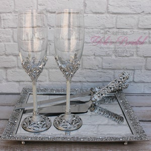 FAST SHIPPING!!! Swarovski Crystal Wedding toast Set, Champagne Glasses, Bridal Toasting flutes, Wedding Tray, Cake Knife and Server Set