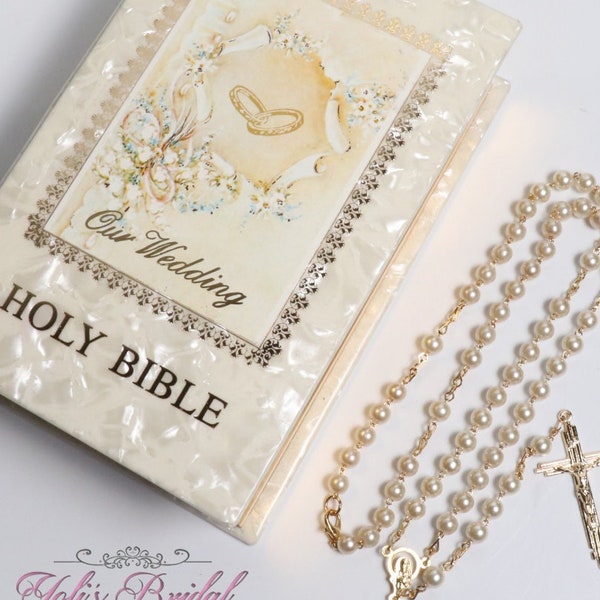 FAST SHIPPING!! Beautiful Bible with Rosary, Wedding Bible, Wedding Gift, Anniversary Gift, English Bible