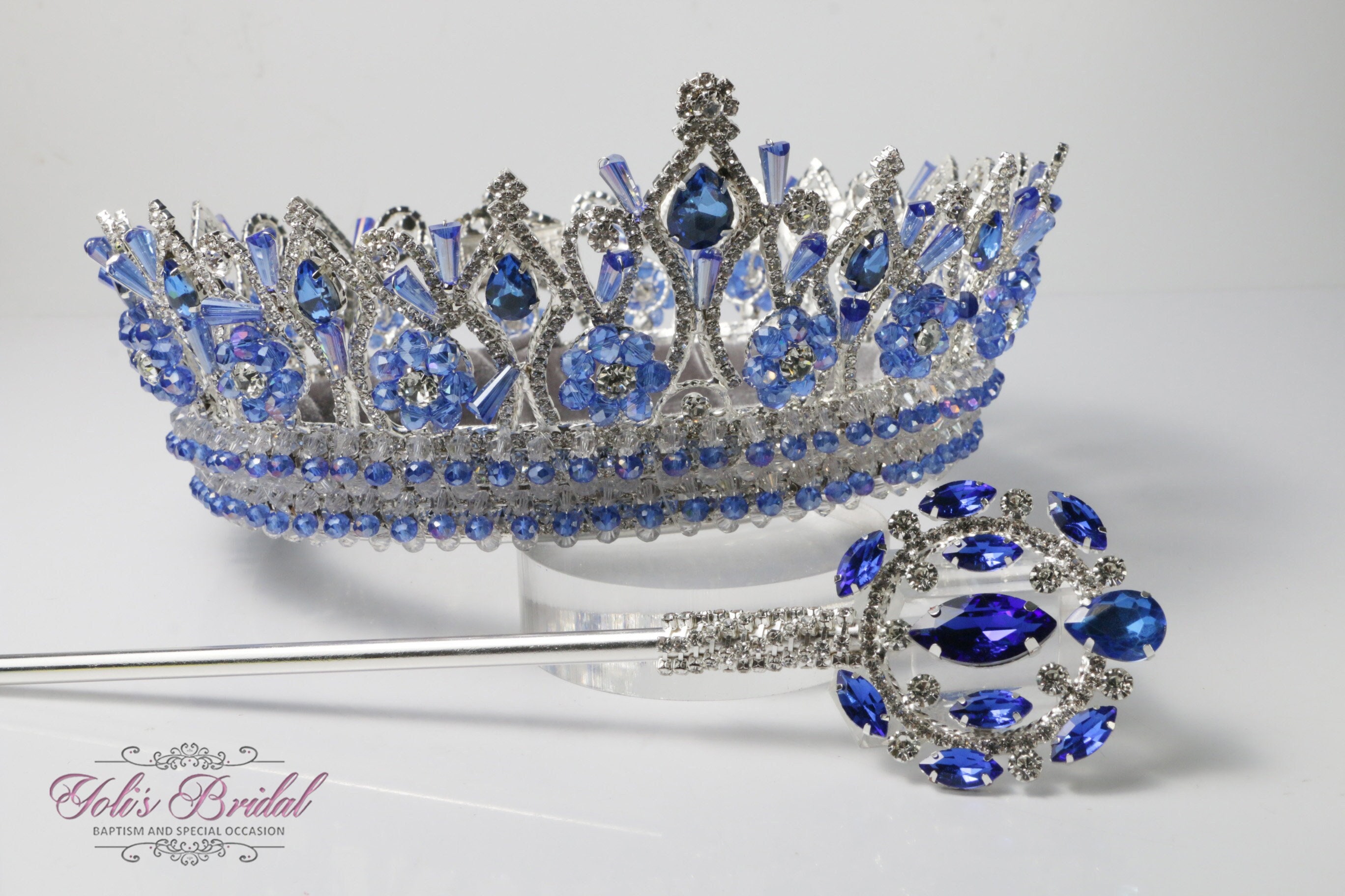 FAST SHIPPING!! Silver Round Crown With Royal Blue Stones  display picture 2