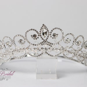 FAST SHIPPING! Silver Sparkling Tiara, Crystal Tiara, Wedding Tiara, Crown, Princess Tiara, Quinceañera, Sweet 16 Tiara