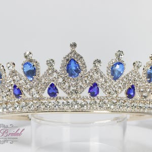 FAST SHIPPING! Gold Sparkling Tiara with Blue Crystals, Crystal Tiara, Wedding, Crown, Princess Tiara, Quinceañera, Sweet 16, Bridal
