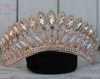 FAST SHIPPING!!! Rose Gold Sparkling Tiara, Crystal Tiara, Wedding Tiara, Crown, Princess Tiara, Quinceañera, Sweet 16 Rose Gold Tiara