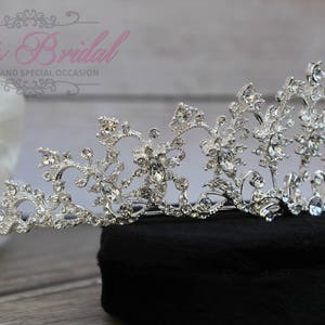 FAST Shipping Swarovski Tiara, CristalTiara, Wedding Tiara, Crown, Princess Tiara, Quinceañera, Cristal Headpiece image 3
