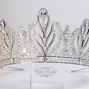 FAST SHIPPING!!! Zirconia Gold Tiara, Quinceañera Tiara, Crystal Tiara, Crown Wedding Headpiece, Silver Tiara, Headpiece