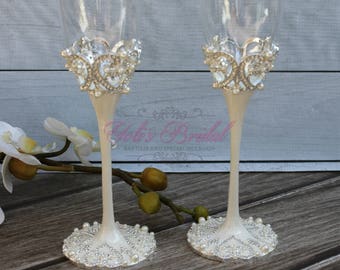 FAST SHIPPING!! Wedding Toast Set, Champagne Flutes, Wedding Glasses, Wedding Gift, Wedding toast, Anniversary Gift, Wedding Anniversary