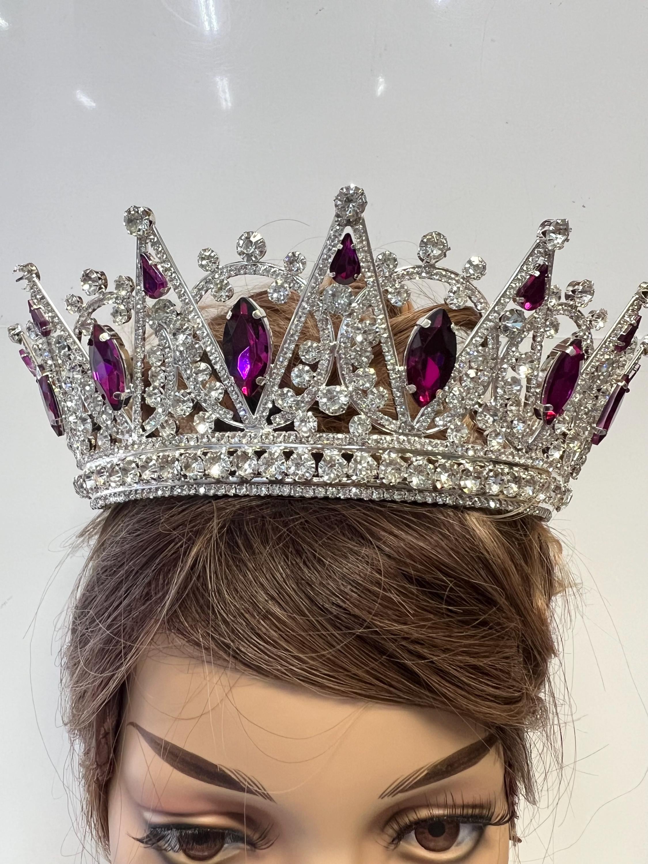 迅速発送!!! グレープストーン付きシルバーティアラ、シルバー