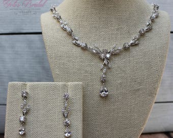 FAST SHIPPING!! Beautiful Swarovski Crystals Jewelry Set, Bridal Set, Bridal Jewelry Set, Sweet 16 Jewelry Set, Bridesmaid Jewelry Set