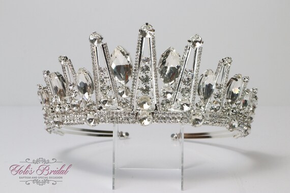 FAST SHIPPING! Silver Sparkling Tiara, Crystal Tiara  display picture 3
