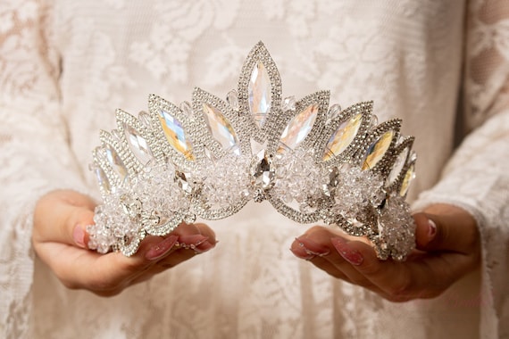 FAST SHIPPING!!! Silver Wedding Tiara, Silver Crystal Bridal  display picture 2