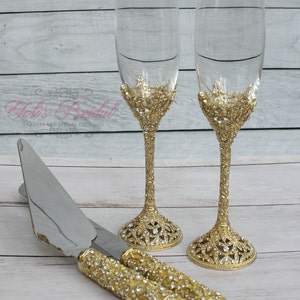 Swarovski Crystal Wedding toast Set, Champagne Glasses, Wedding Toasting flutes, Cake server Set, Cake Knife and Server Set