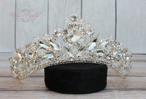 FAST SHIPPING!!! Silver Wedding Tiara, Silver Crystal Bridal  display picture 3