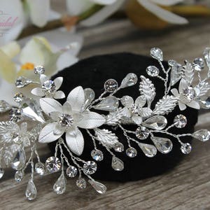FAST SHIPPING Silver Bridal Hair Comb, Silver Wedding Hair Comb, Crystal Hair Comb, Swarovski Hair Comb, Headpiece, Crystal Headpiece image 4