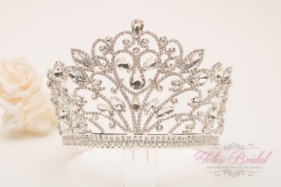 FAST SHIPPING!!! Silver Sparkling Tiara, Crystal Tiara 
