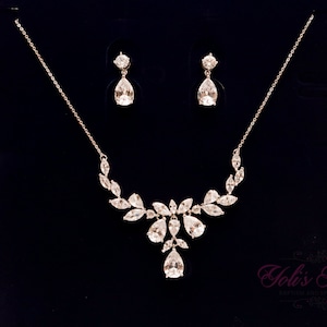 EXPÉDITION RAPIDE !!! Magnifique parure de cristaux de zircone argentée, parure pour la mariée, parure de bijoux cadeau, parure de bijoux Sweet 16.