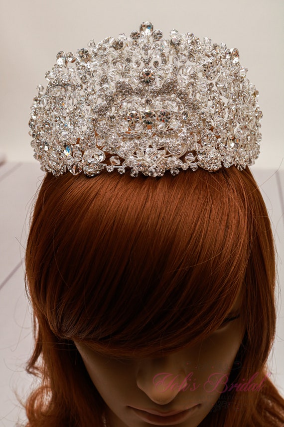 FAST SHIPPING!!! Beautiful Silver Swarovski Tiara  display picture 2