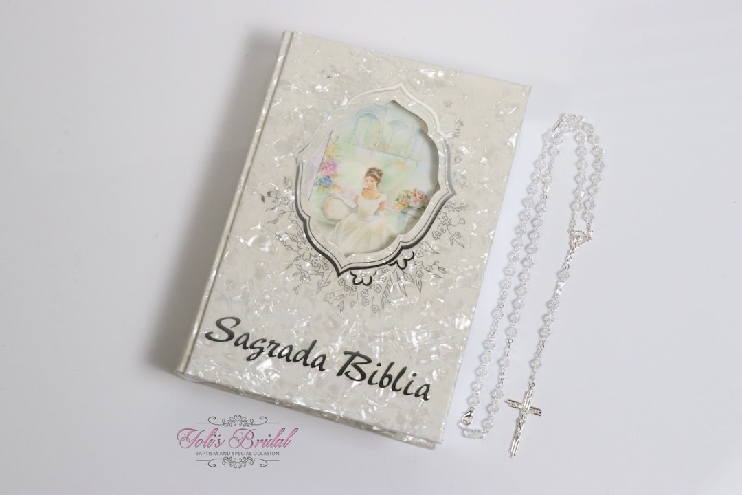 FAST SHIPPING Beautiful Quinceañera Bible, Quinceañera Bible, Sweet 16