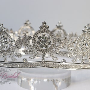 SCHNELLER VERSAND! Silberne runde Krone, königliche Krone, volle Krone, Tiara, Festzugkrone, Krone, Kristallkrone, Festzug, Vintage Krone, Brautkrone