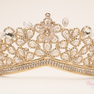 FAST SHIPPING! Gold Sparkling Tiara, Crystal Tiara, Wedding Tiara, Crown, Princess Tiara, Quinceañera, Sweet 16 Tiara, Bridal Tiara