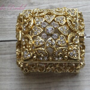Beautiful Swarovski Crystal Ring Box image 2