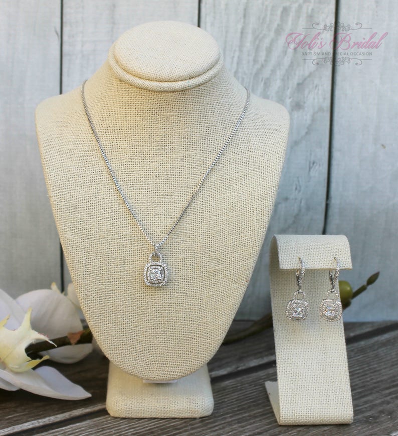 FAST SHIPPING Beautiful Silver Zirconia Jewelry Set Bridal image 1
