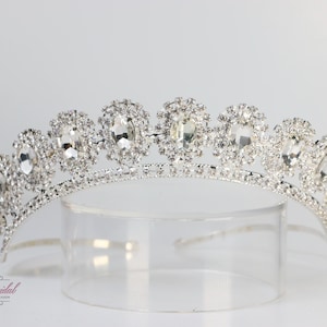 FAST SHIPPING! Silver Sparkling Tiara, Crystal Tiara, Wedding Tiara, Crown, Princess Tiara, Quinceañera, Sweet 16 Tiara, Bridal Tiara