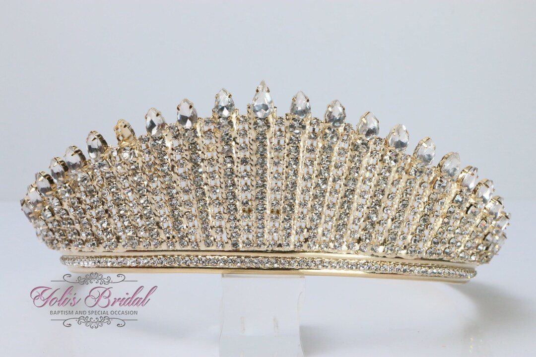 迅速に発送！ゴールドスパークリングティアラ、クリスタルティアラ