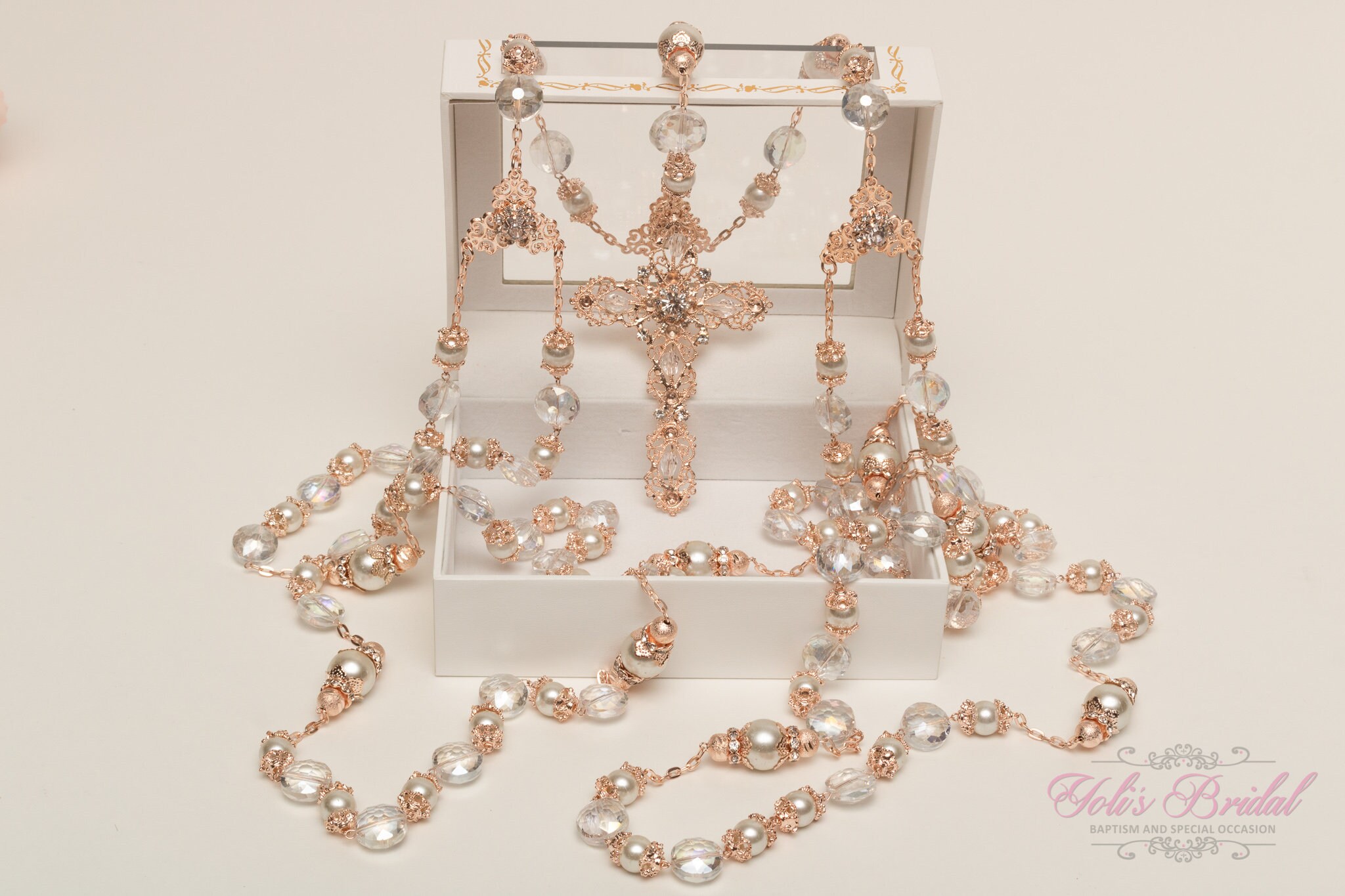 FAST SHIPPING!! Beautiful Wedding Lasso and Matching Rosary with Pearls in Rose Gold, Wedding Lasso, Wedding Unity Cord, Wedding Gift