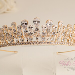 FAST SHIPPING!!! Zirconia Tiara, Quinceañera Tiara, Crystal Tiara, Wedding Tiara, Crown Wedding Headpiece, Gold Tiara, Bridal Headpiece.
