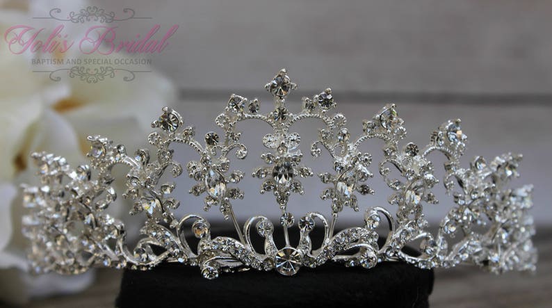 FAST Shipping Swarovski Tiara, CristalTiara, Wedding Tiara, Crown, Princess Tiara, Quinceañera, Cristal Headpiece image 2