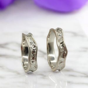 Hammered Sterling Silver Wedding Ring Set - Comfort Fit His and Hers Bands - Matching Couples&#39; Rings - Unique Gift - Statement Wedding Rings