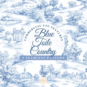 Puede incluir: Un patrón sin costuras con un diseño toile azul y blanco con un tema campestre. El patrón incluye imágenes de casas, árboles y un camino sinuoso. El texto "Commercial Use Textures Blue Toile Country 1 Seamless Pattern" se muestra en un círculo.