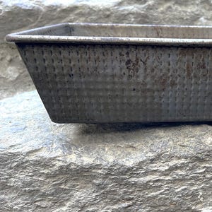 Vintage Ovenex Loaf Pan: EKCO No. 47 Waffle Pattern Bakeware