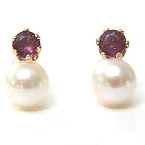 Solid 9ct Gold Cultured Pearl and Ruby Stud earrings with FREE Gift Box