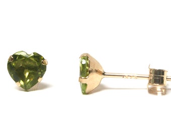 9ct Gold Peridot 5mm Heart stud Earrings With FREE Gift Box