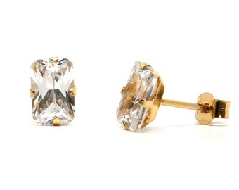 9ct Gold CZ studs Earrings Made in UK