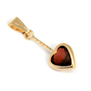 9ct Gold Garnet Heart necklace Pendant no chain Gift Boxed Made in UK Xmas