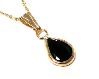 Solid 9ct Gold Black Onyx Teardrop Pendant Necklace and chain with FREE gift box