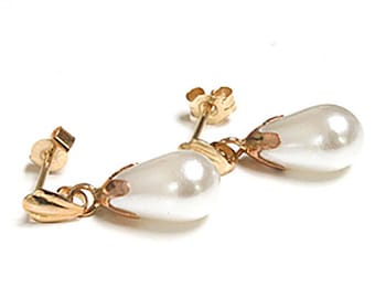 Solid 9ct Gold Pearl Teardrop dangly earrings with FREE Gift Box