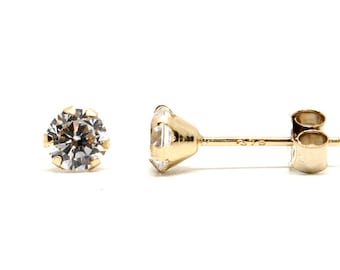 9ct Gold CZ Studs 4mm round Earrings Gift Boxed