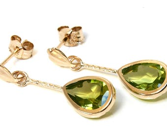 9ct Gold Peridot short Teardrop dangly earrings with FREE gift box